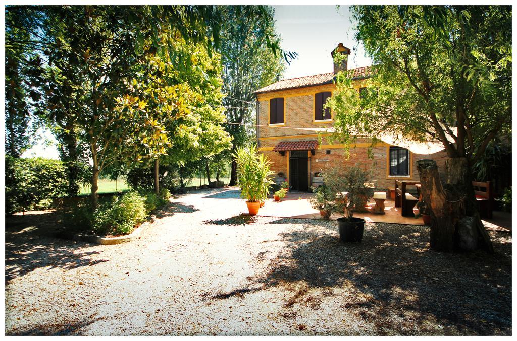 Corte Dossello Massa Fiscaglia Exterior photo